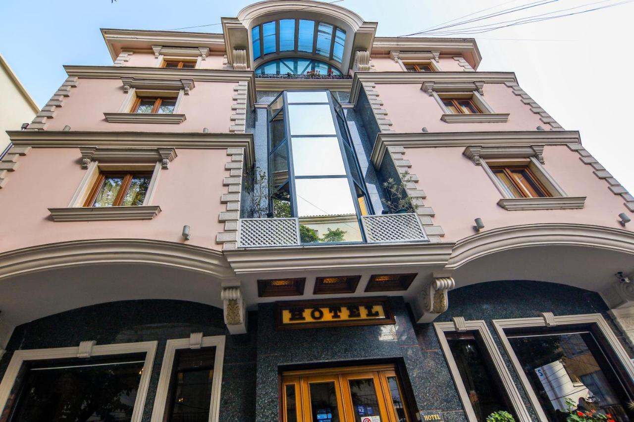 Brilant Antik Center Hotel 티라나 외부 사진
