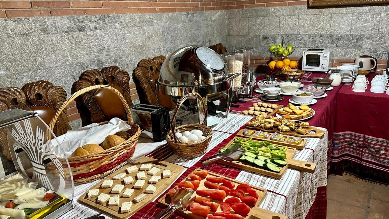 Brilant Antik Center Hotel 티라나 외부 사진