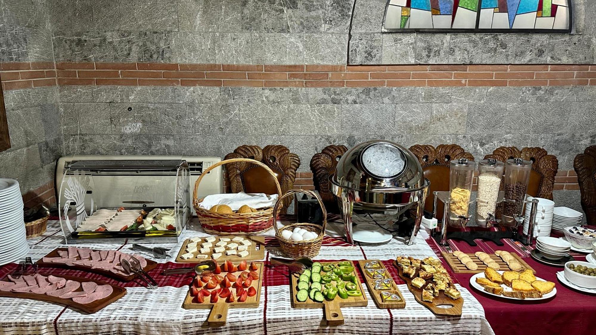 Brilant Antik Center Hotel 티라나 외부 사진